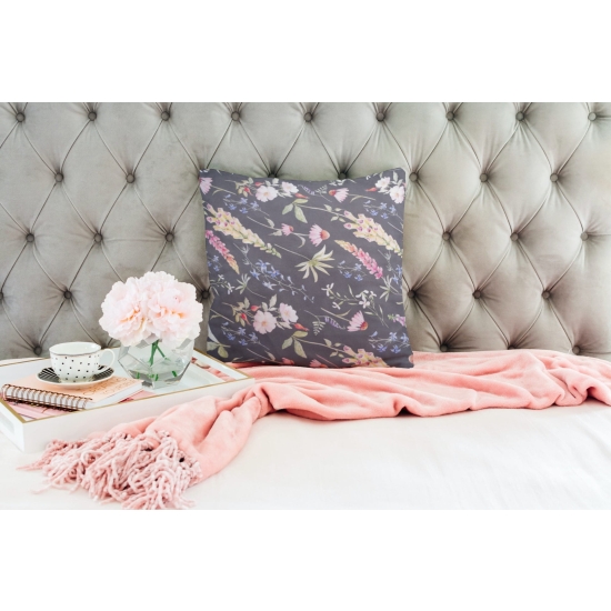 Tkanina tapicerska wzory Welur Kwiaty łąkowe na czarnym tle